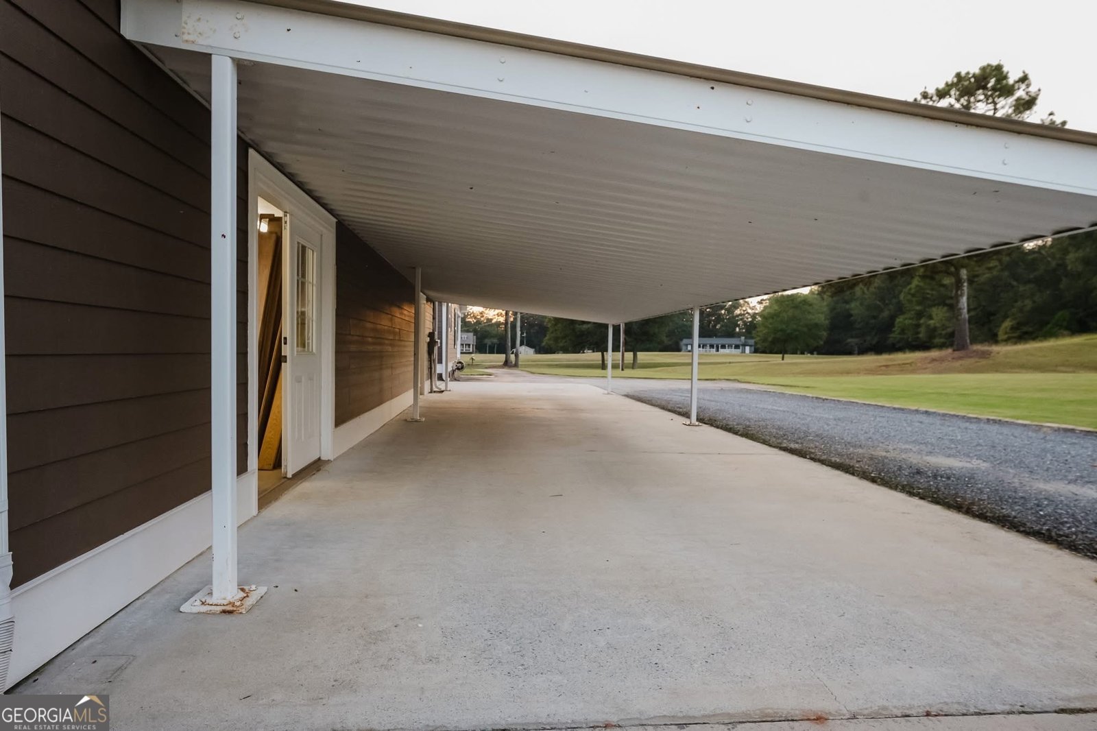 410 Country Kitchen Road Barnesville - 53