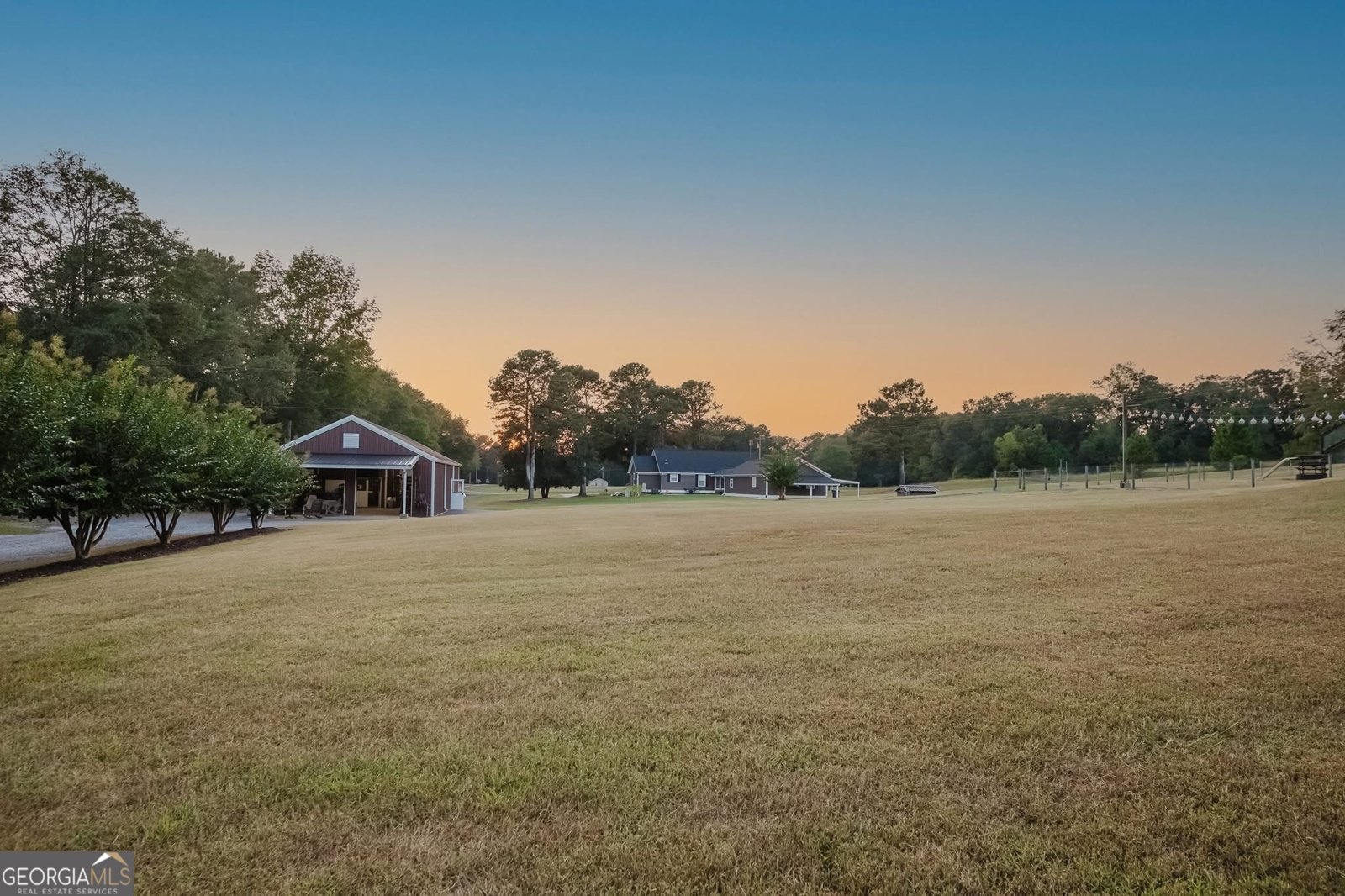 410 Country Kitchen Road Barnesville - 63