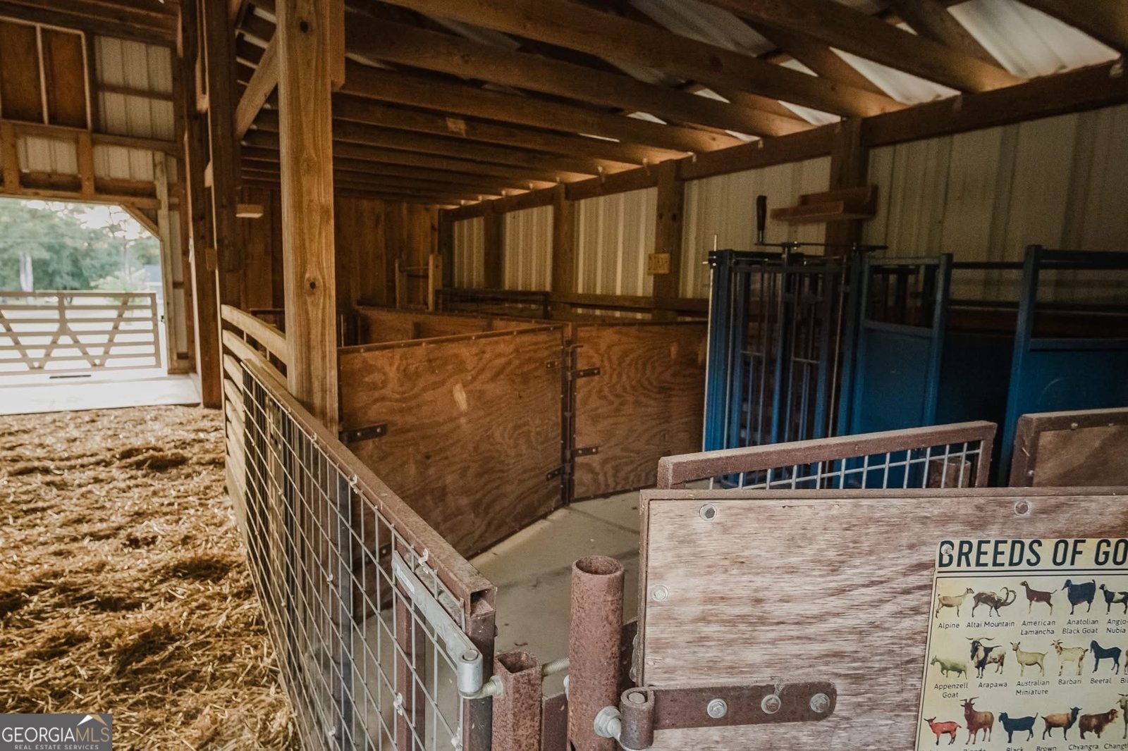 410 Country Kitchen Road Barnesville - 66