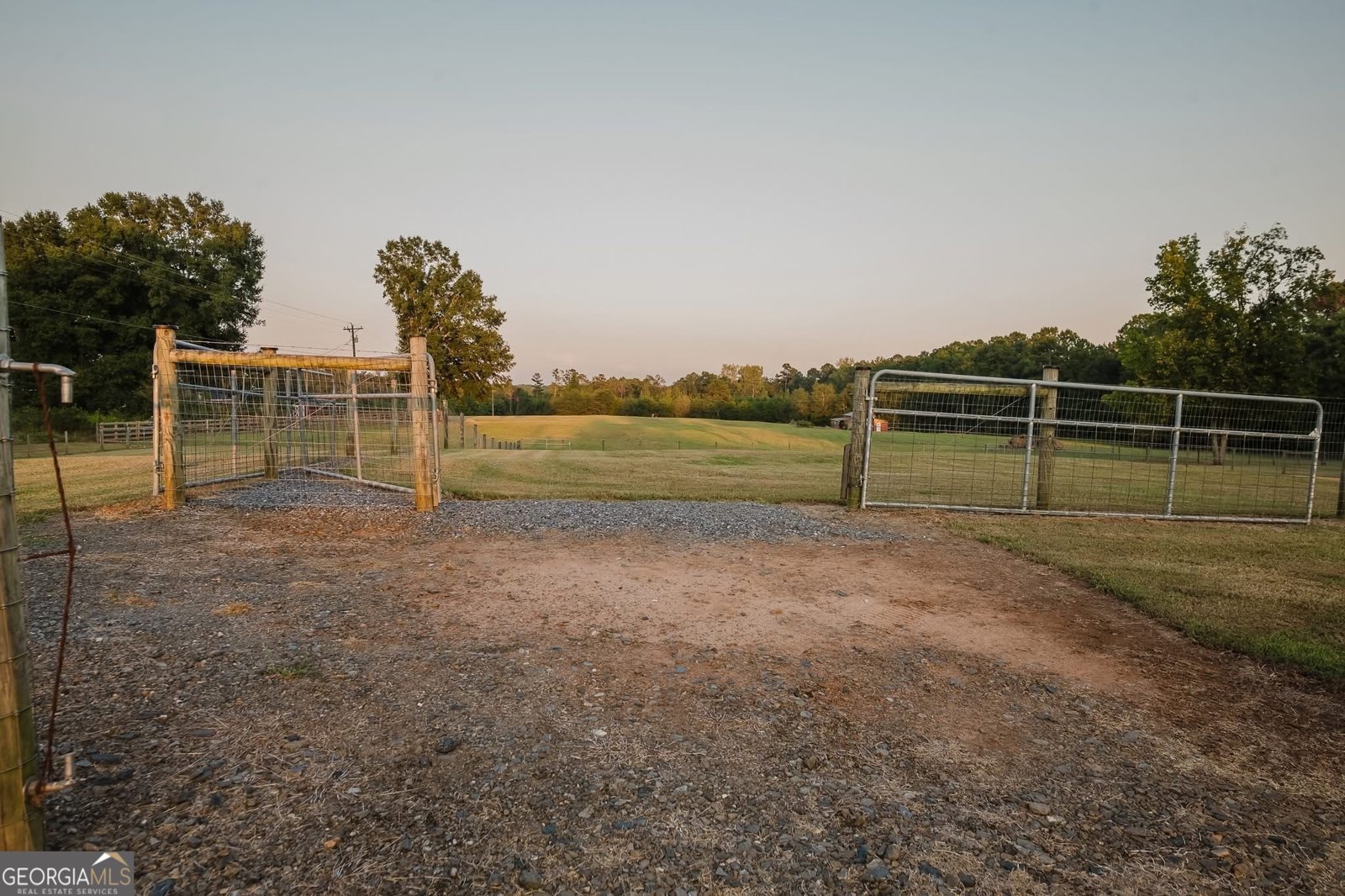 410 Country Kitchen Road Barnesville - 73