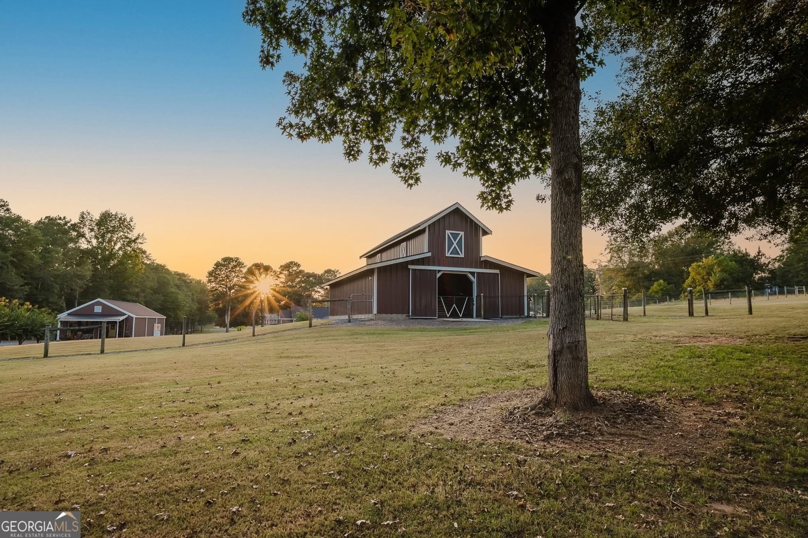 410 Country Kitchen Road Barnesville - 75