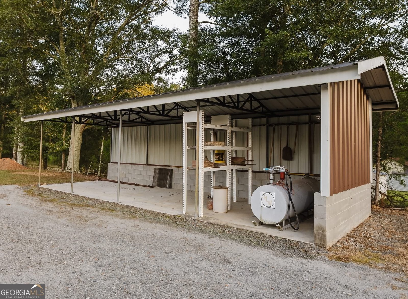 410 Country Kitchen Road Barnesville - 83