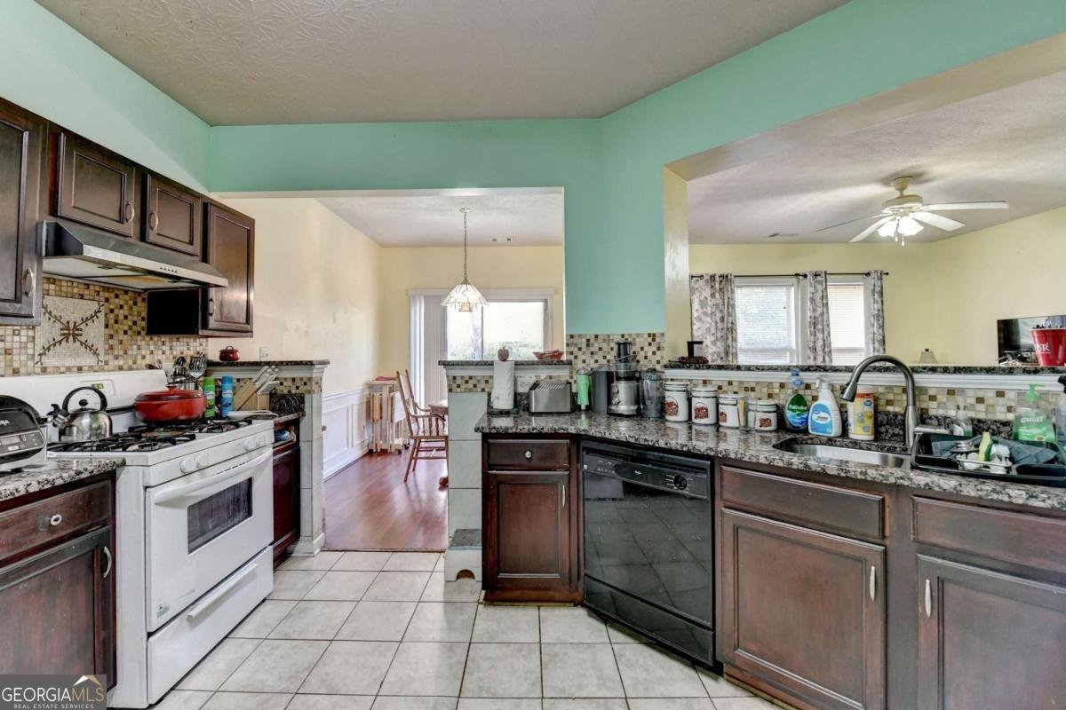 480 Pond Weed Drive Lawrenceville - 20