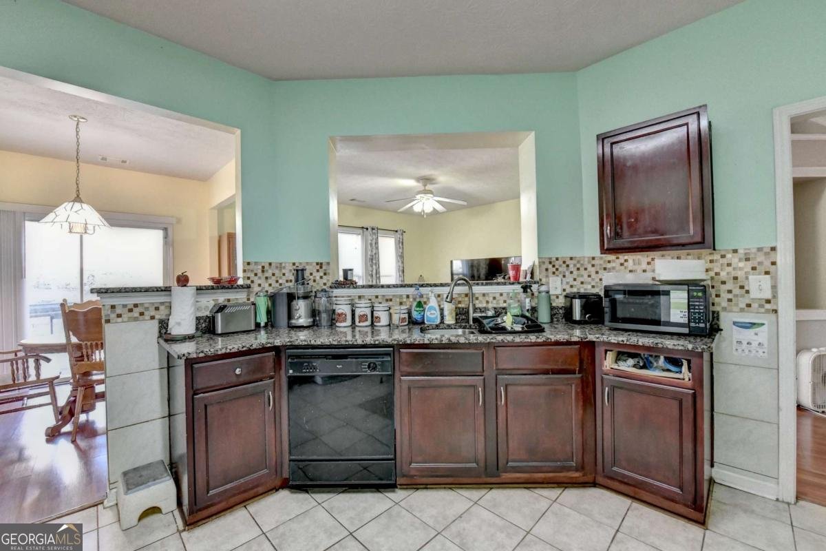 480 Pond Weed Drive Lawrenceville - 21