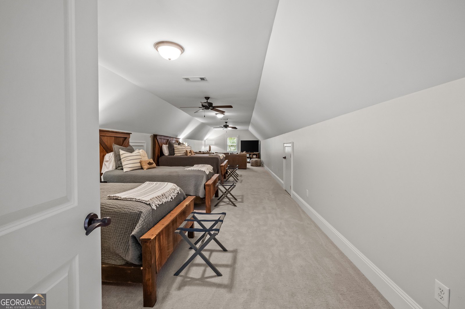 1061 Clearwater Drive White Plains - 16