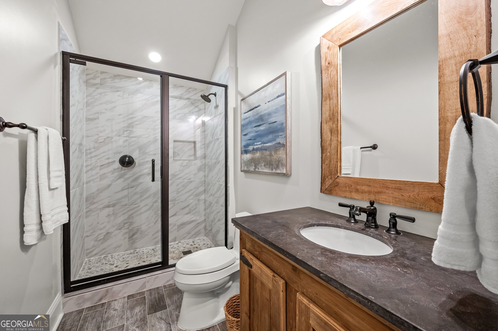 1061 Clearwater Drive White Plains - 27