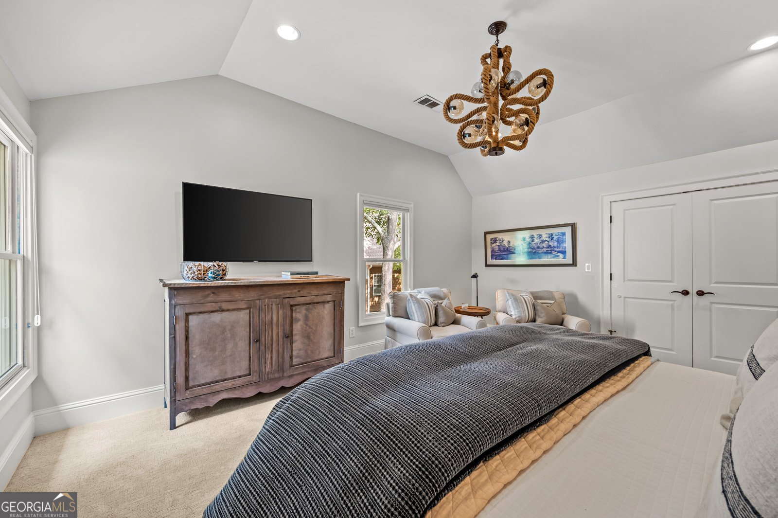 1061 Clearwater Drive White Plains - 29