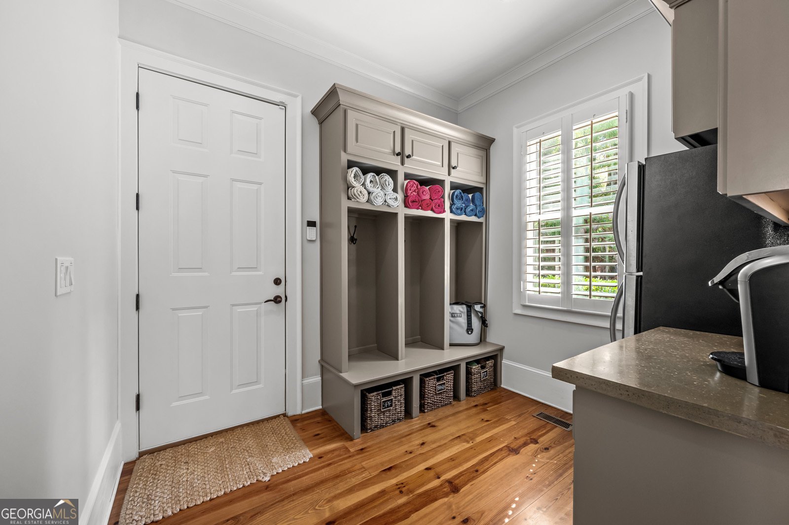 1061 Clearwater Drive White Plains - 4