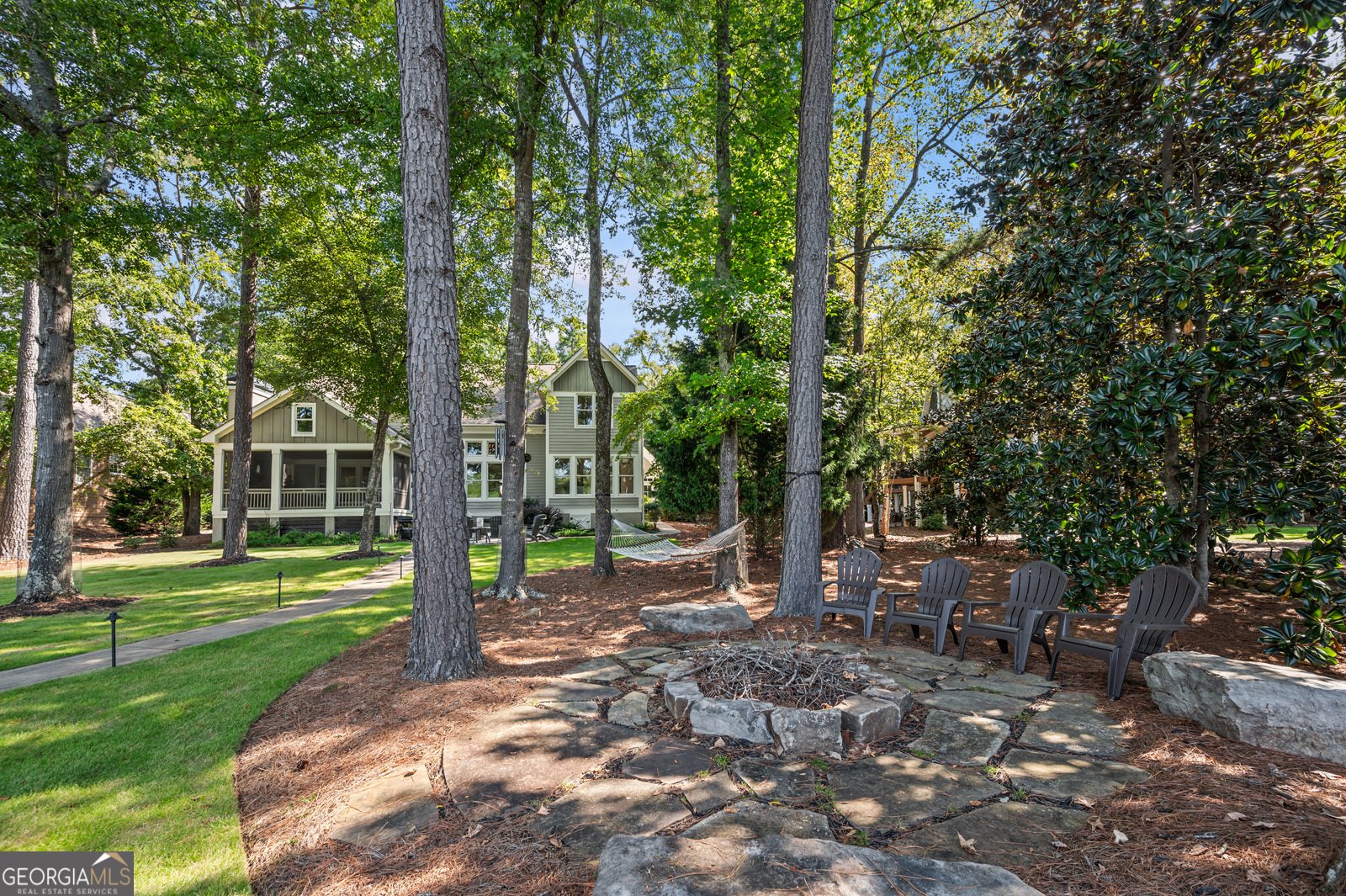 1061 Clearwater Drive White Plains - 40