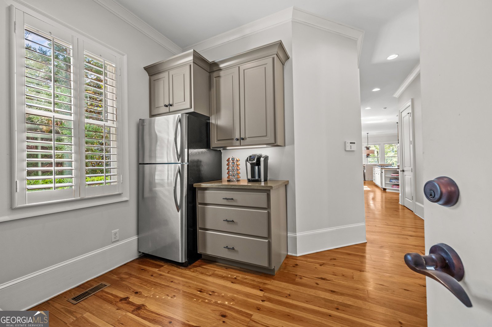 1061 Clearwater Drive White Plains - 5