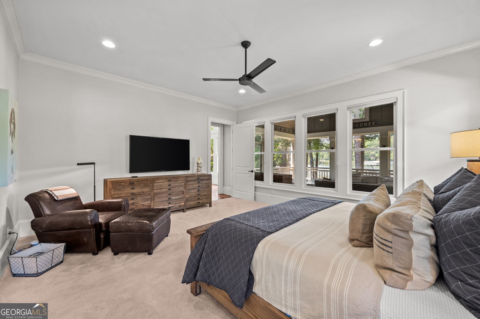 1061 Clearwater Drive White Plains - 8