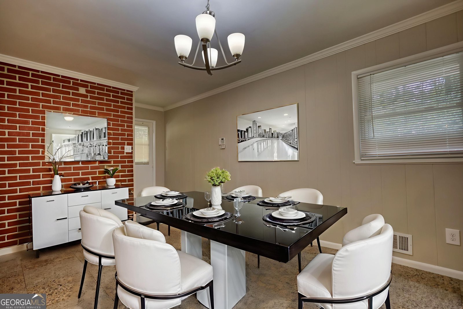 543 Wavelyn Way Riverdale - 3