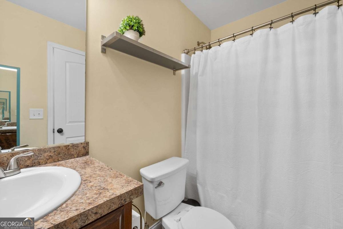 5458 Latham Manor Drive Gainesville - 23