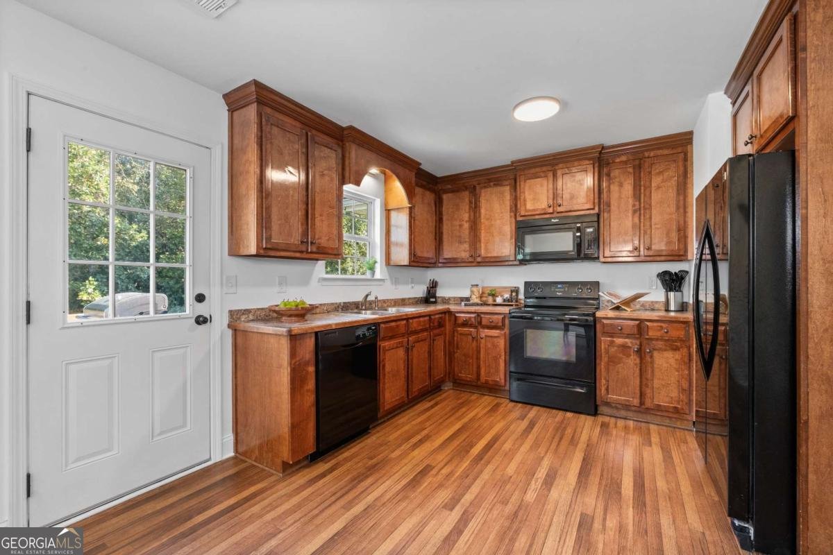 5458 Latham Manor Drive Gainesville - 3