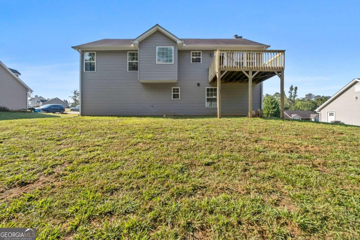 5458 Latham Manor Drive Gainesville - 31