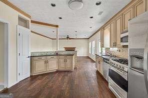 7737 Bar Harbor Drive Riverdale - 12