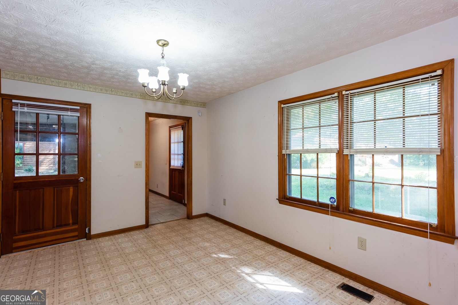 60 Knights Circle Covington - 3