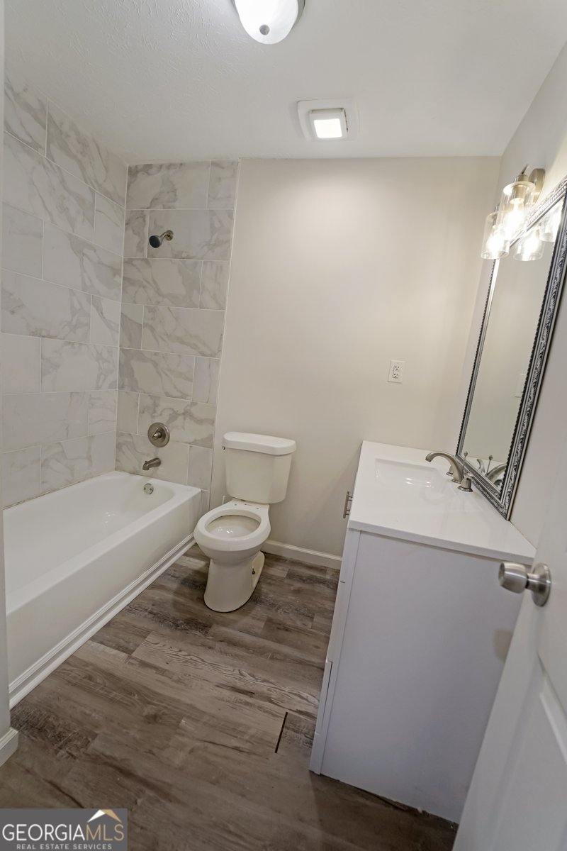 3021 Lakeridge Drive Conyers - 21