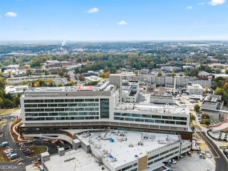 4052 Peregrine Way Gainesville - 70