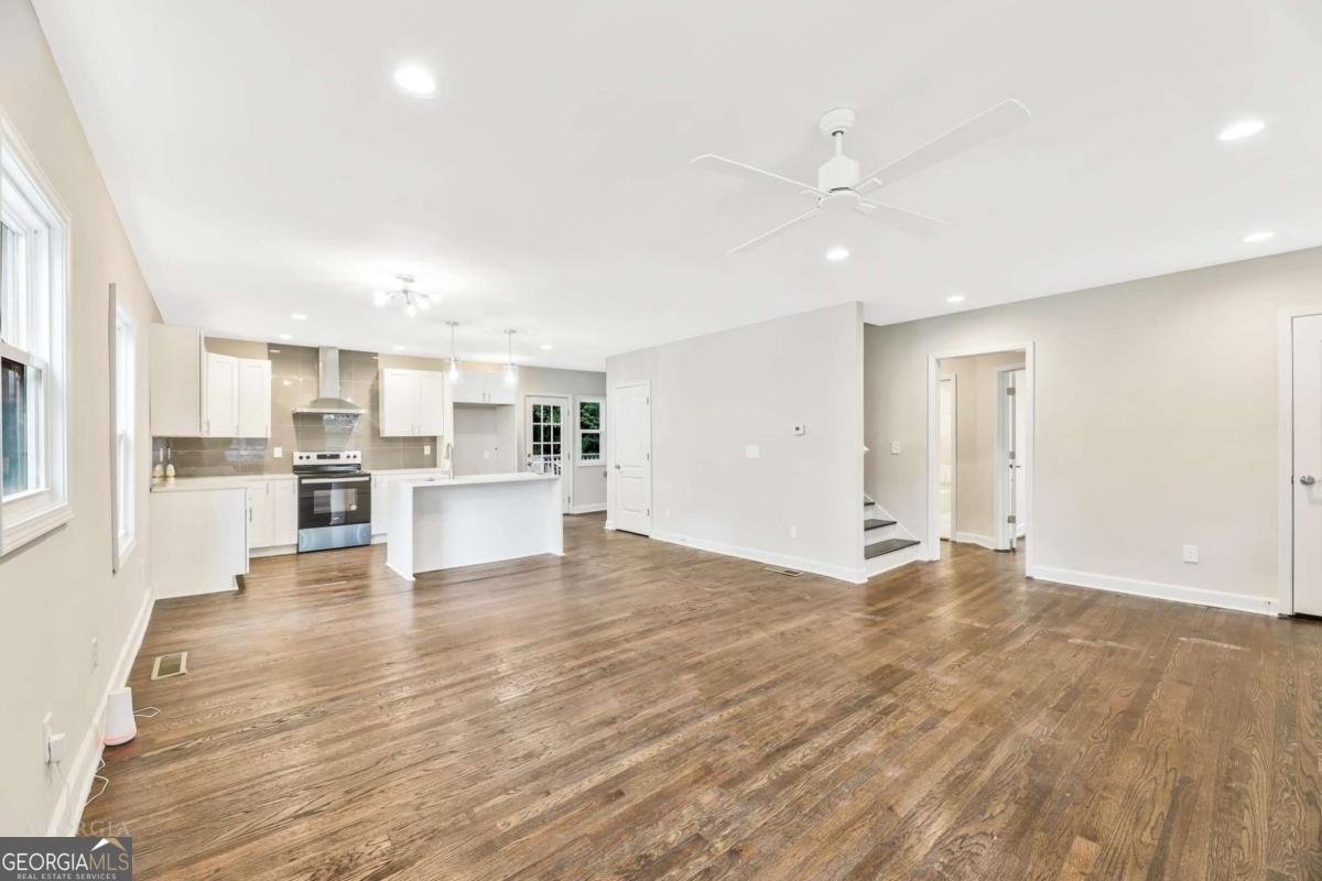 1776 Temple Avenue College Park - 3