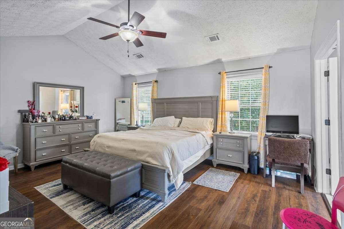 902 Heartwood Circle Lawrenceville - 19