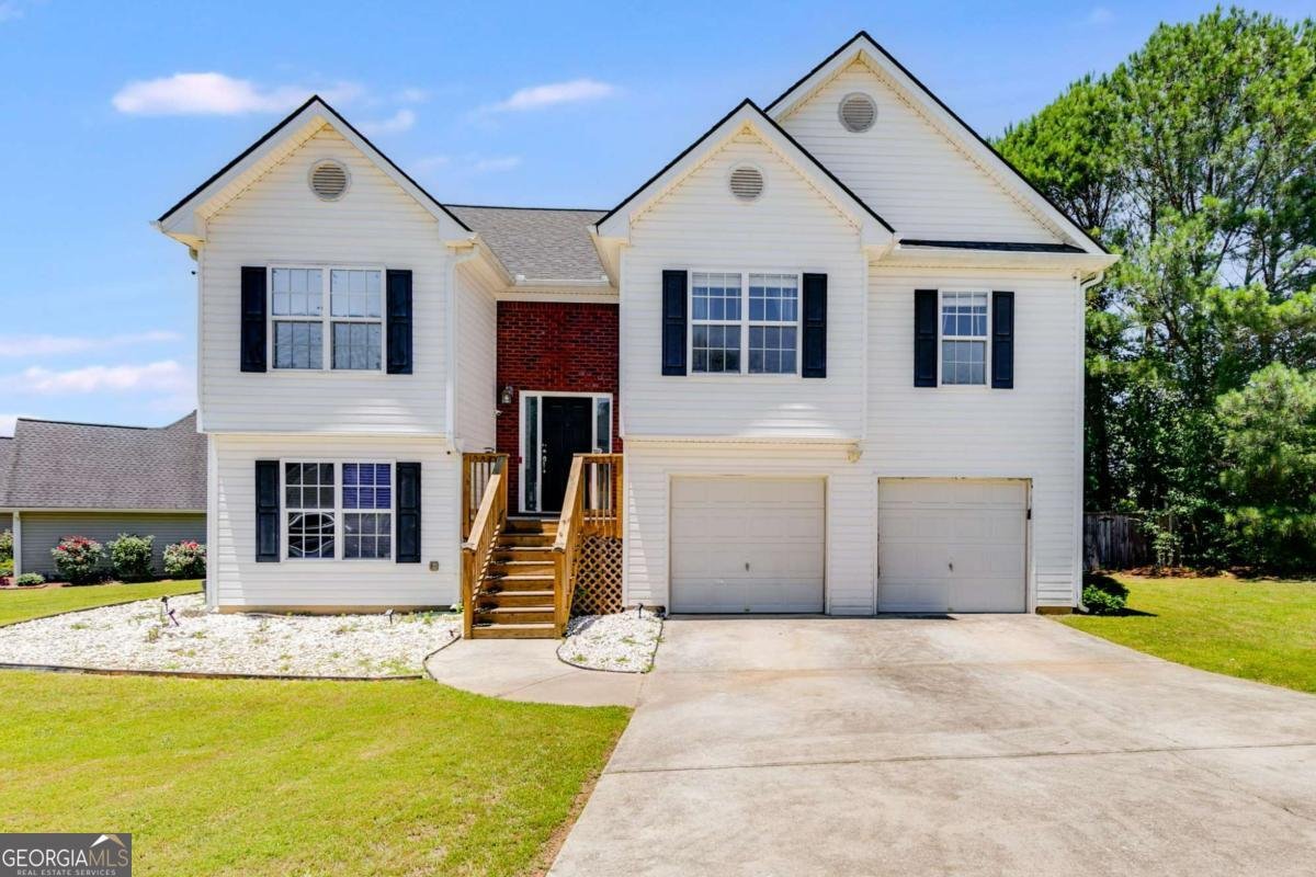 1035 Brushystone Drive Loganville - 1
