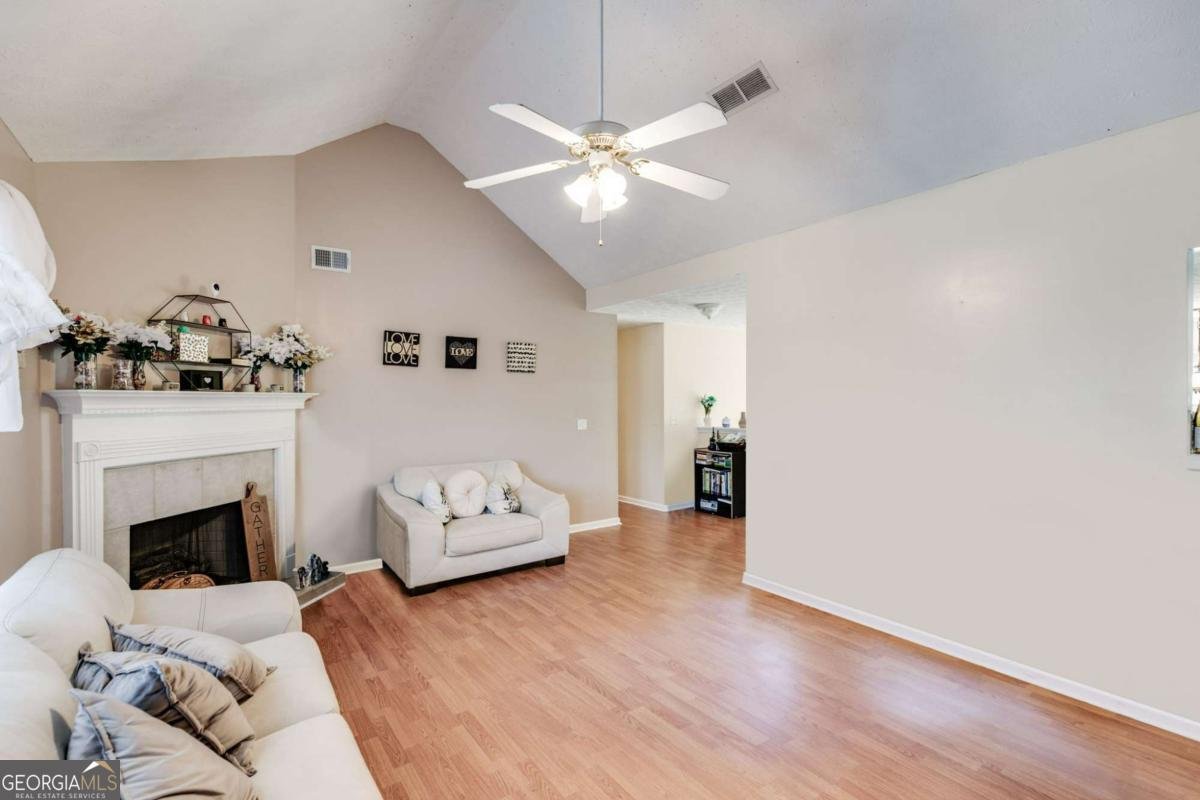 1035 Brushystone Drive Loganville - 3