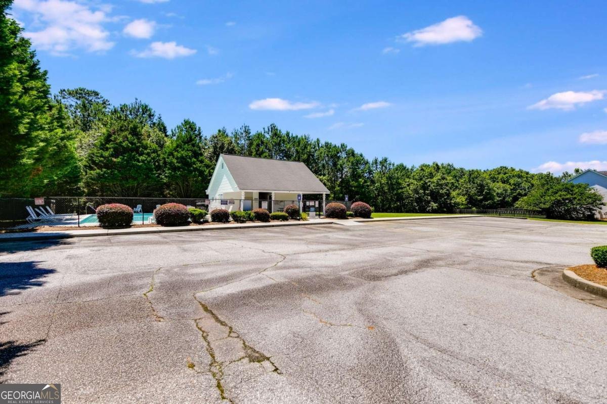 1035 Brushystone Drive Loganville - 31