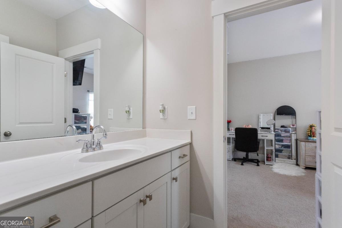 1722 Weatherbrook Circle Lawrenceville - 3