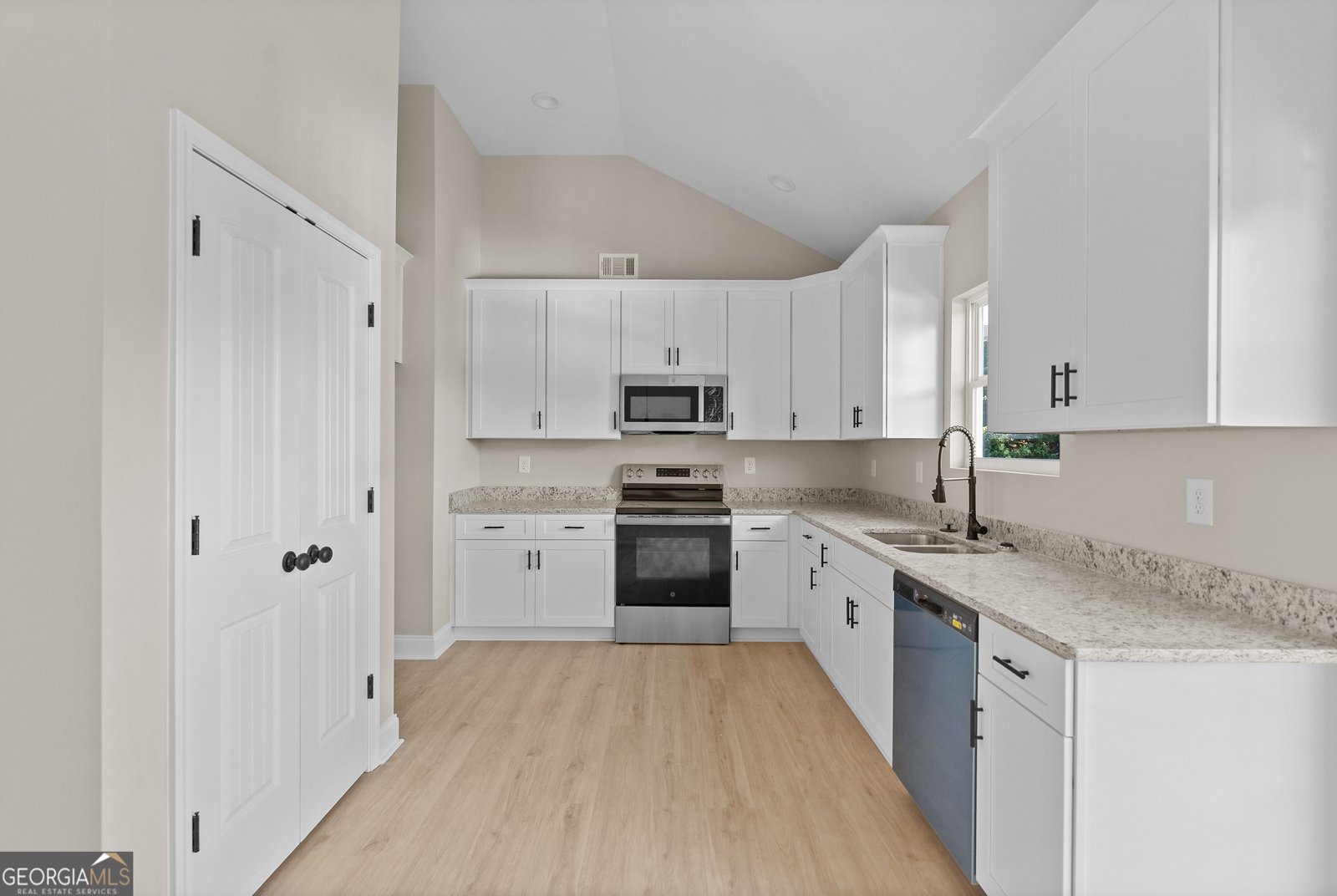167 Cash Street Cornelia - 12
