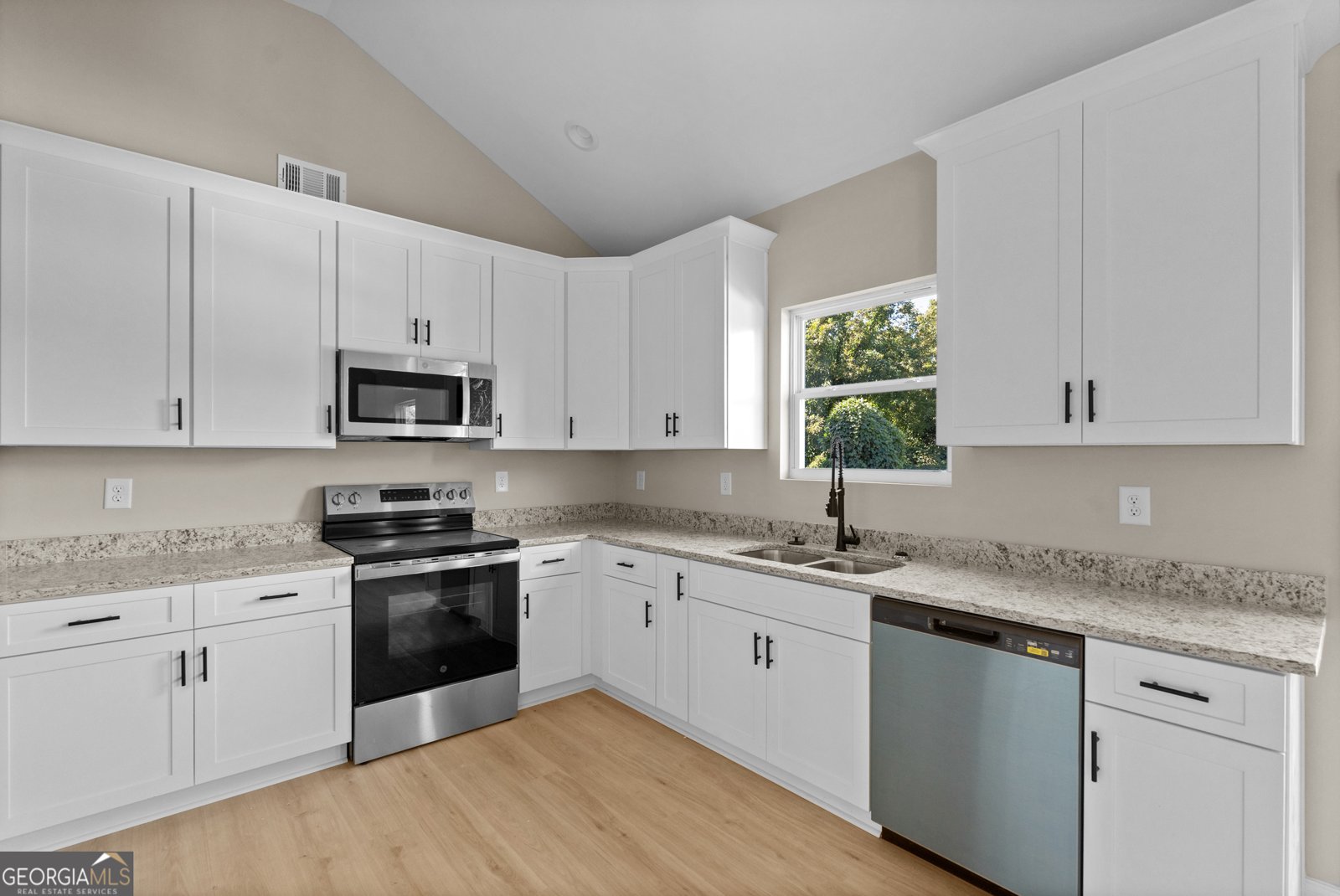 167 Cash Street Cornelia - 14