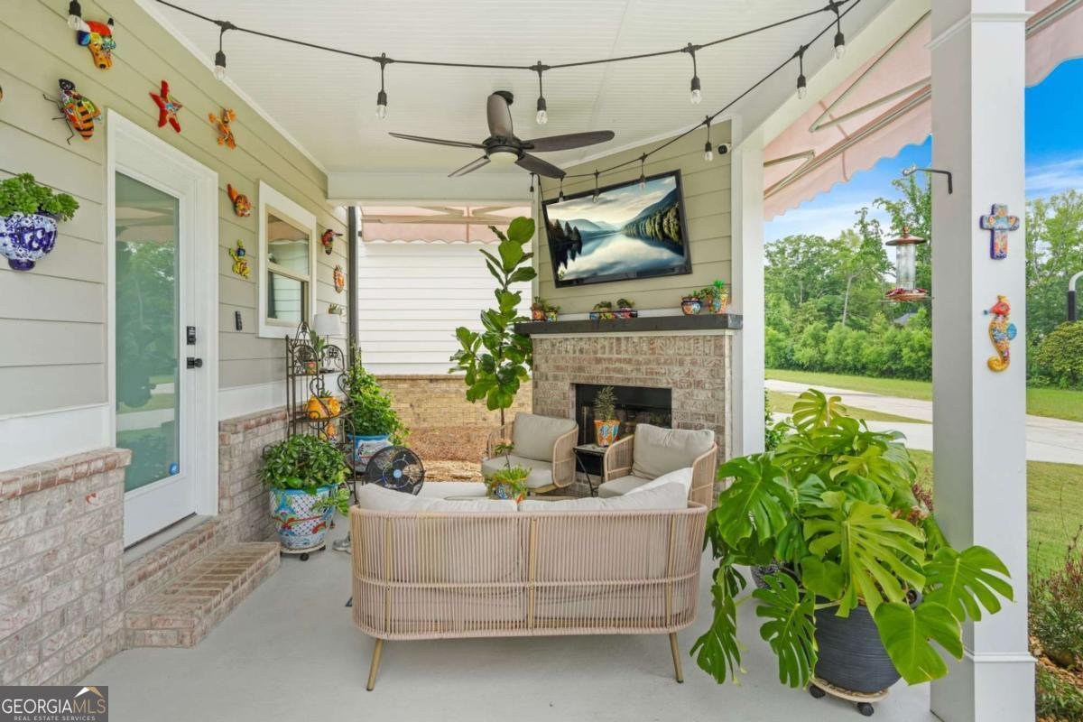 2326 Britt Street Grayson - 51