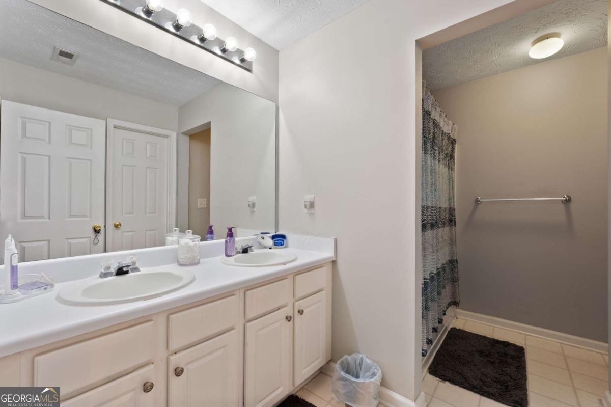 119 Oak Green Drive Lawrenceville - 24