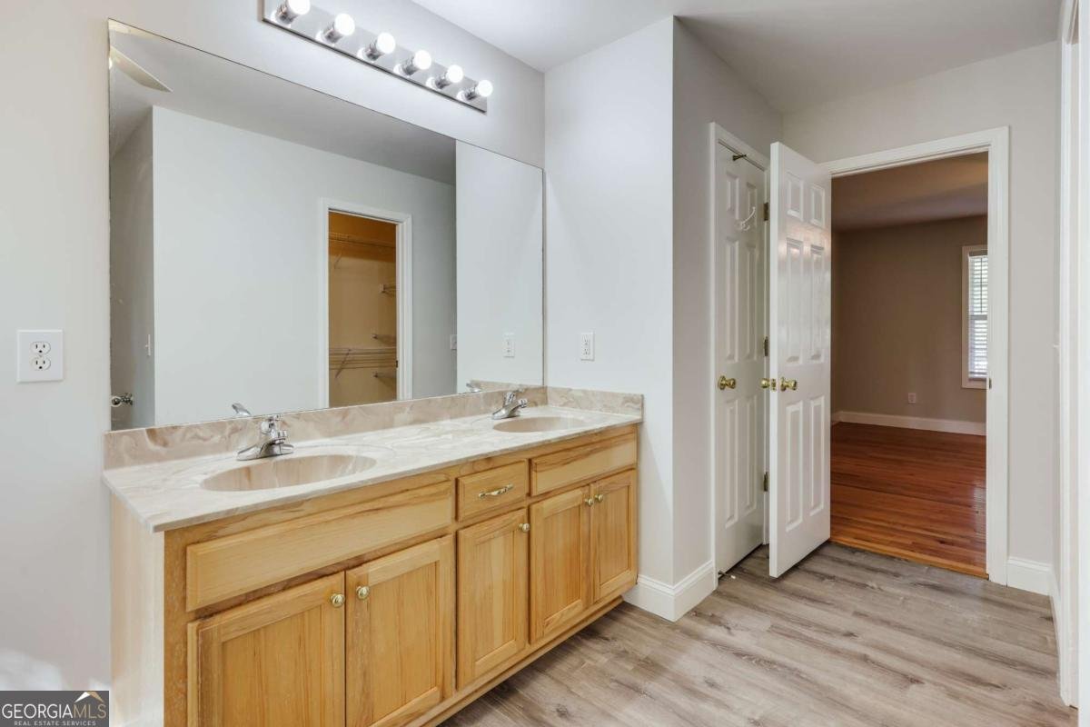 519 Cheyenne Avenue Athens - 24