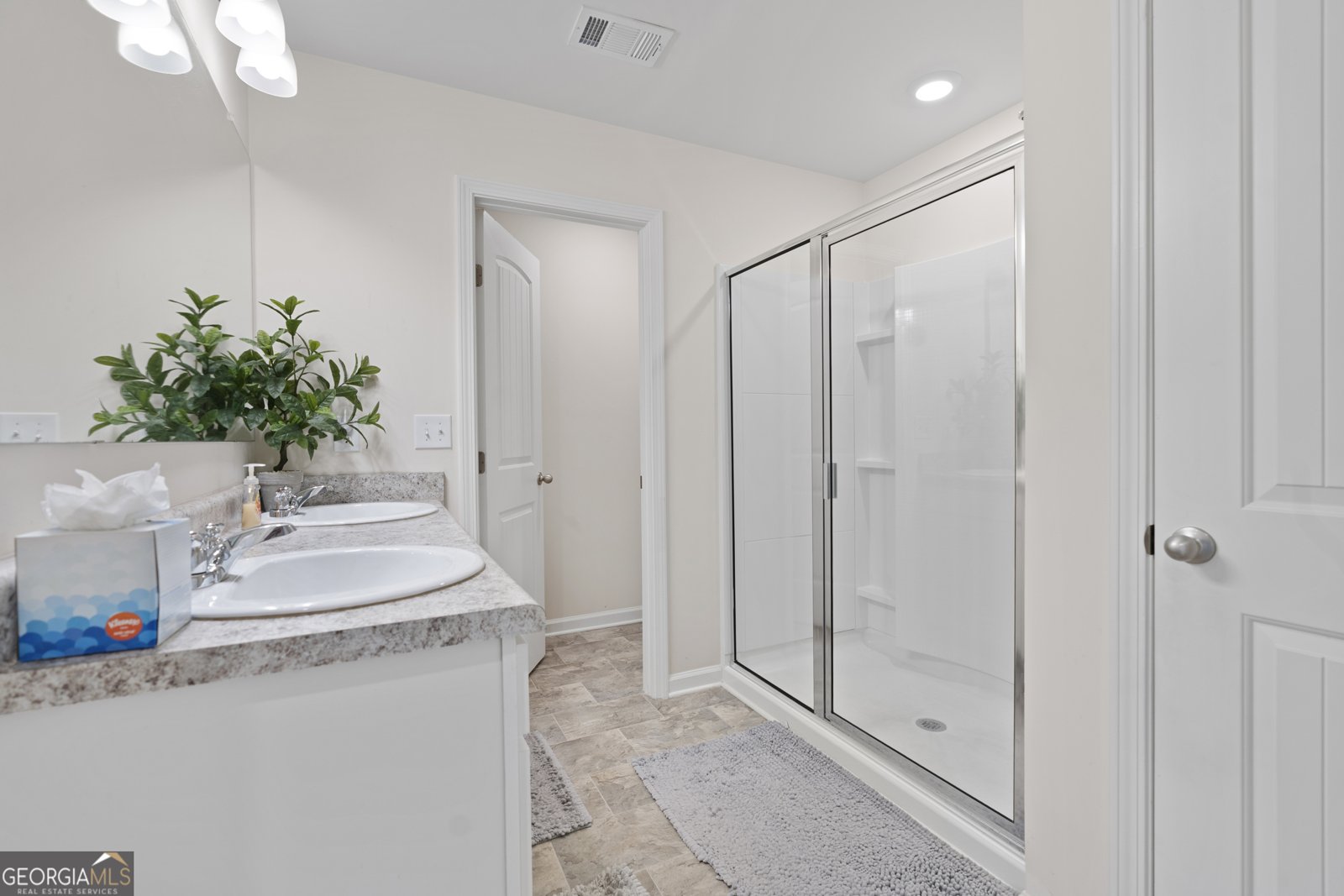 5348 Barberry Avenue Oakwood - 19