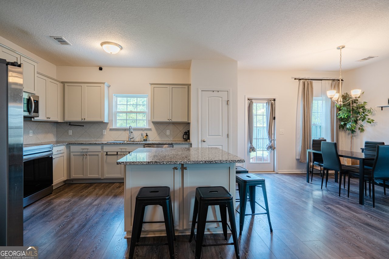 426 Brightleaf Circle Hinesville - 12