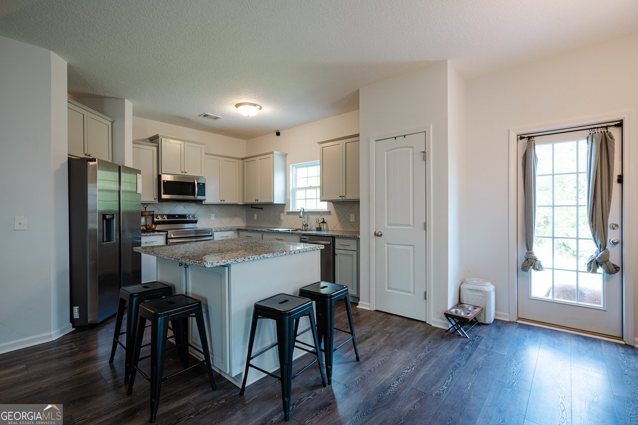 426 Brightleaf Circle Hinesville - 13