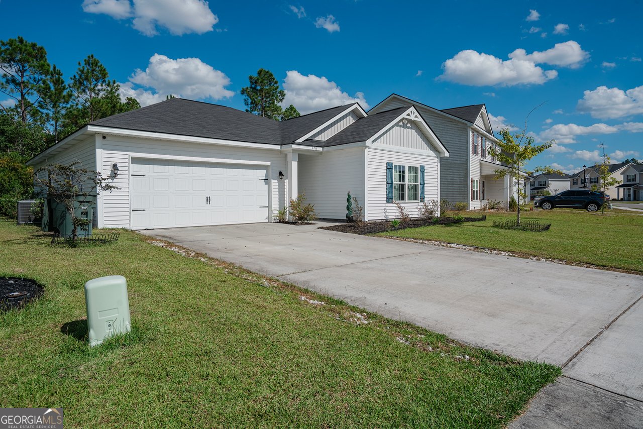 426 Brightleaf Circle Hinesville - 2