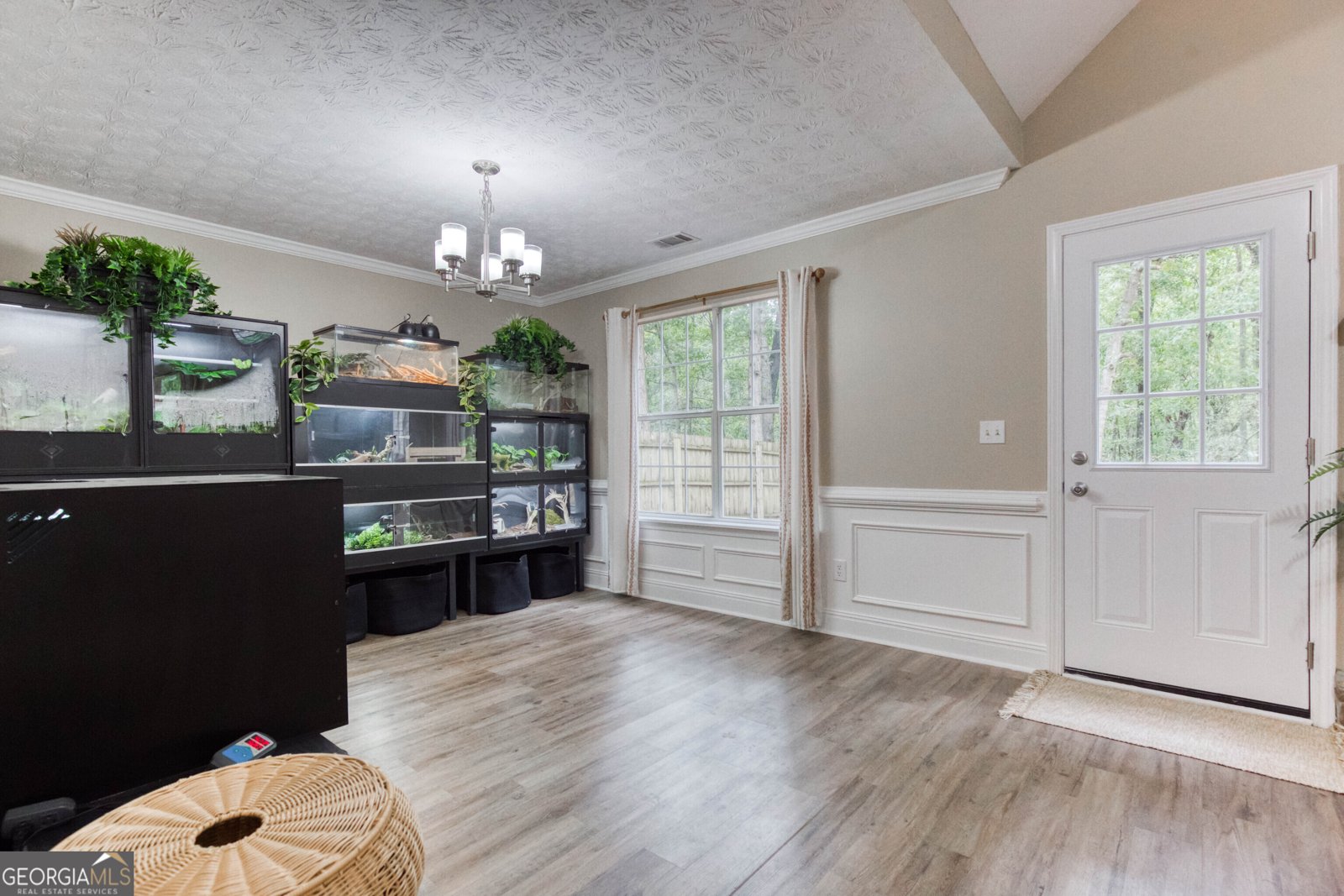 711 Brighton Lane Winder - 1