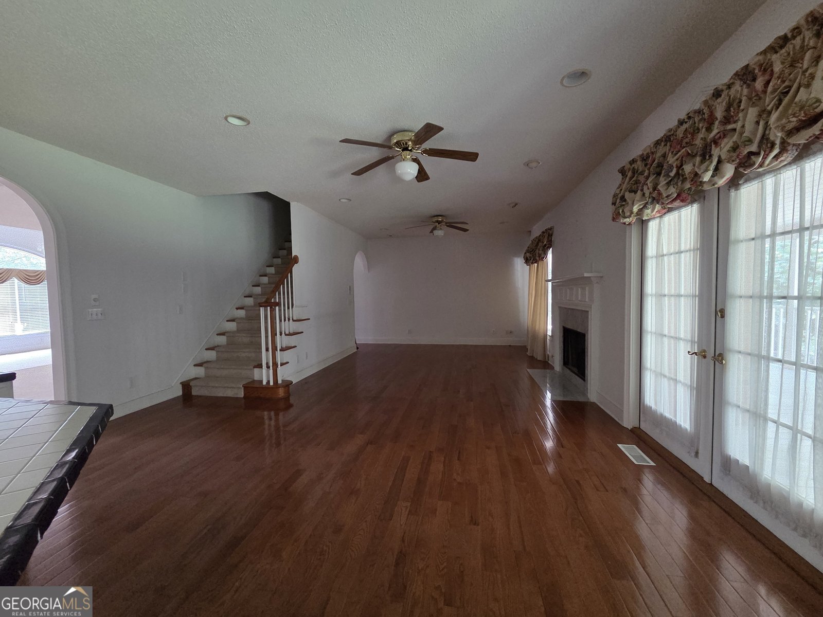 17 Saint Germaine Place Winder - 17