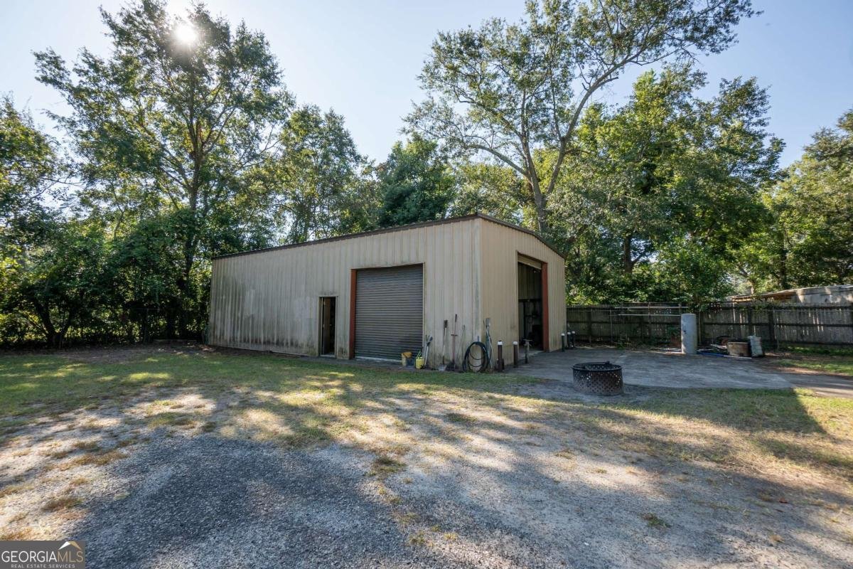 904 Golfview Drive Waycross - 27