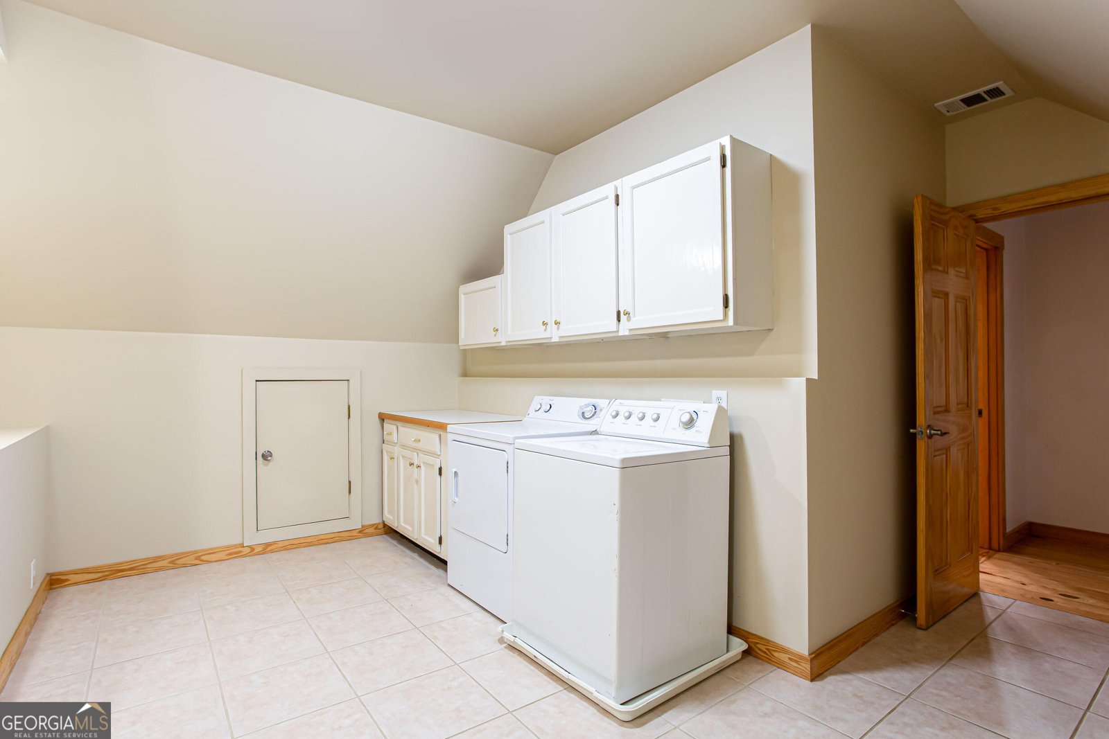 2010 Univeter Road Canton - 3