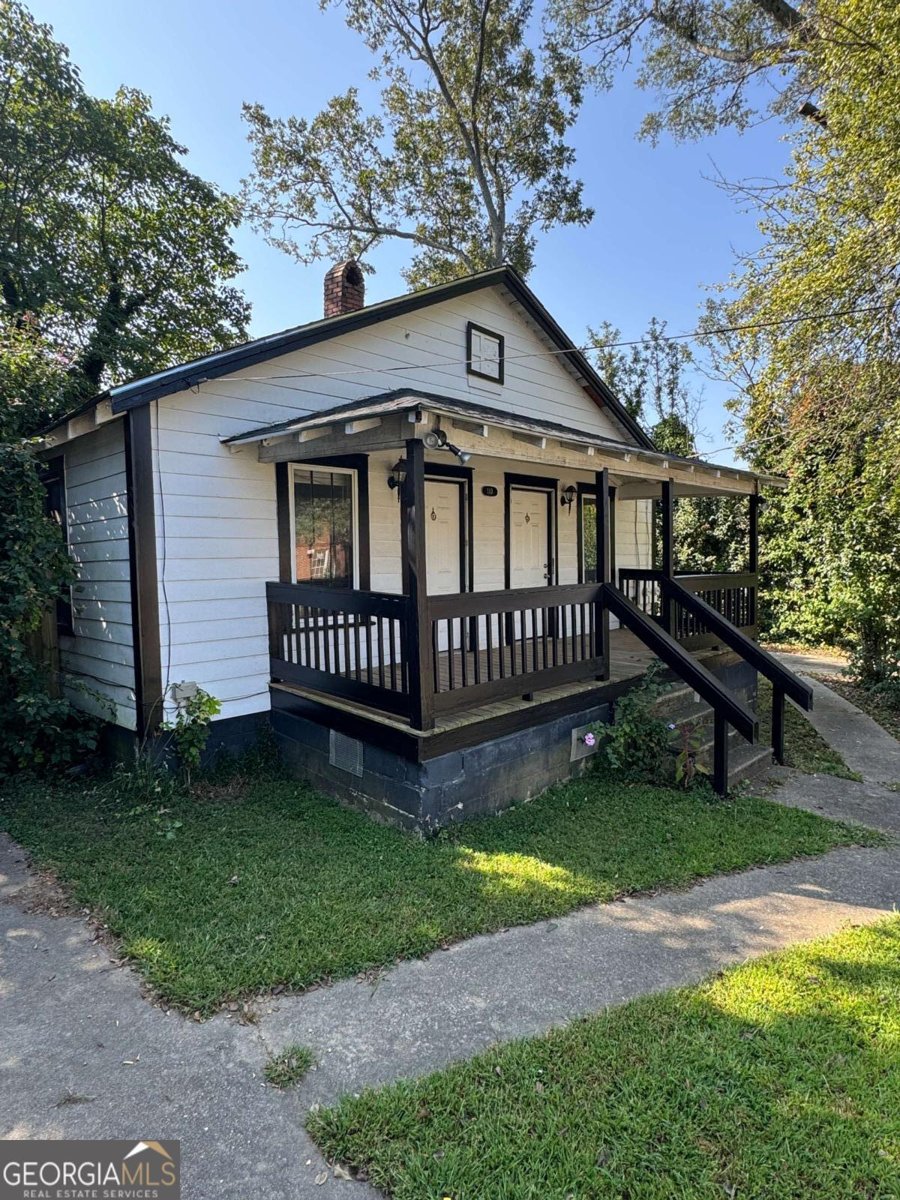 110 Summit St SE Gainesville - 1