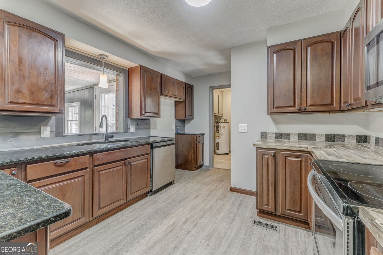 386 Scoggins Trail Summerville - 45