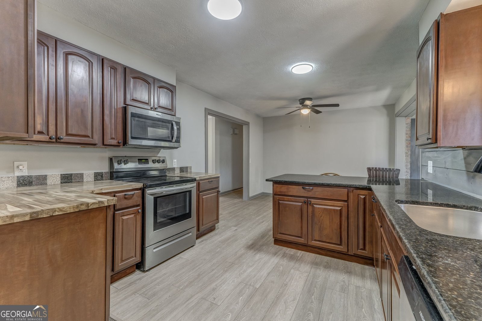386 Scoggins Trail Summerville - 47