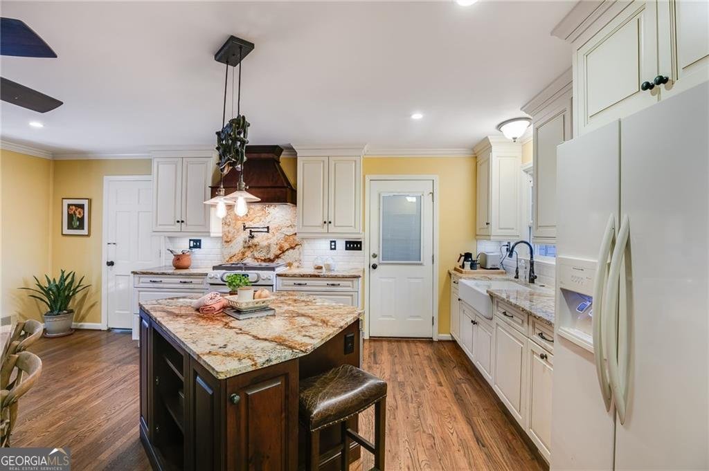 1130 Lake Drive Roswell - 11