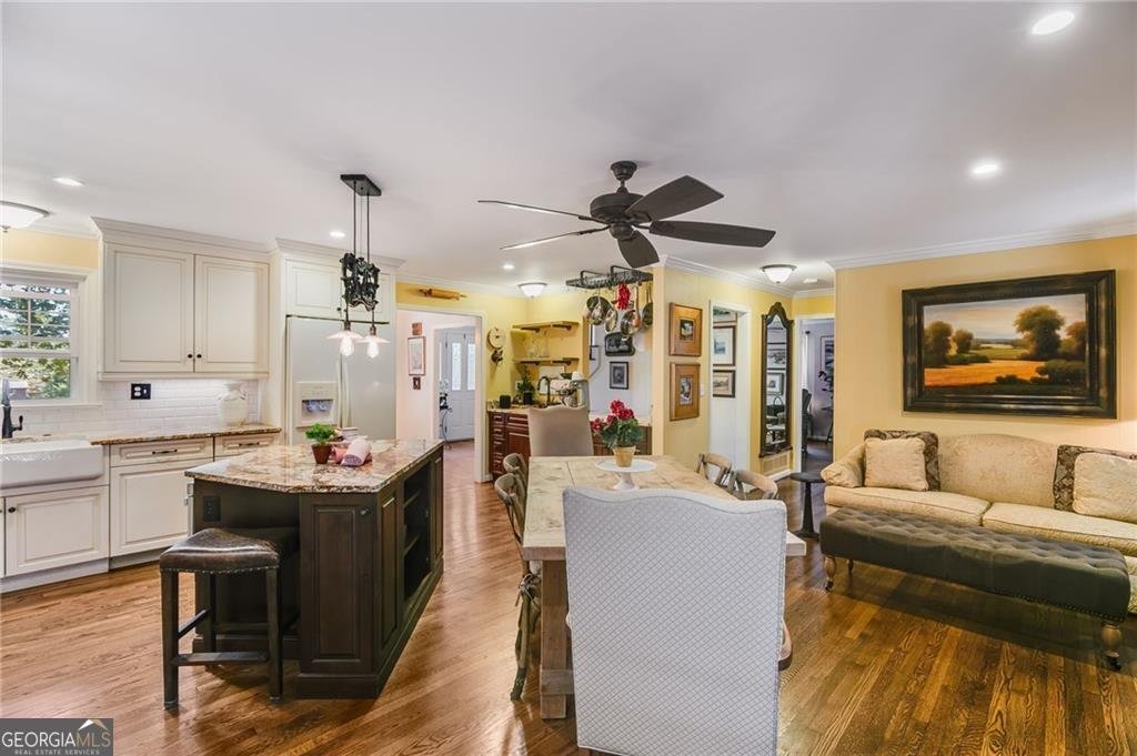1130 Lake Drive Roswell - 13