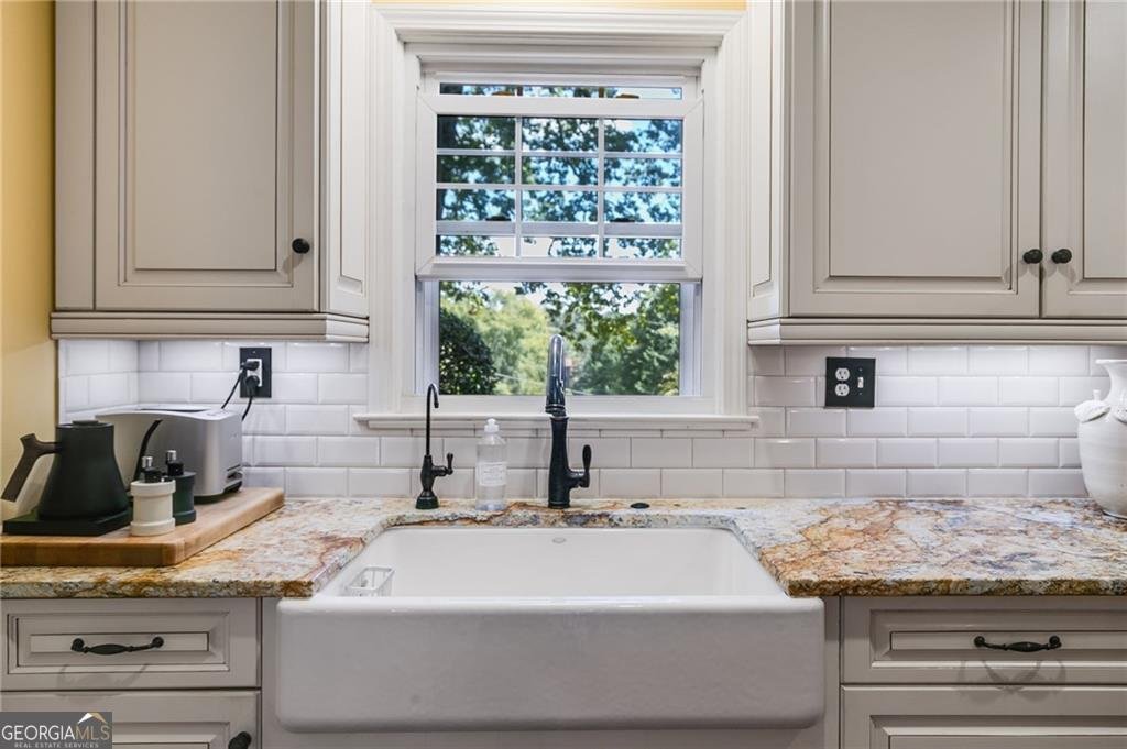 1130 Lake Drive Roswell - 15