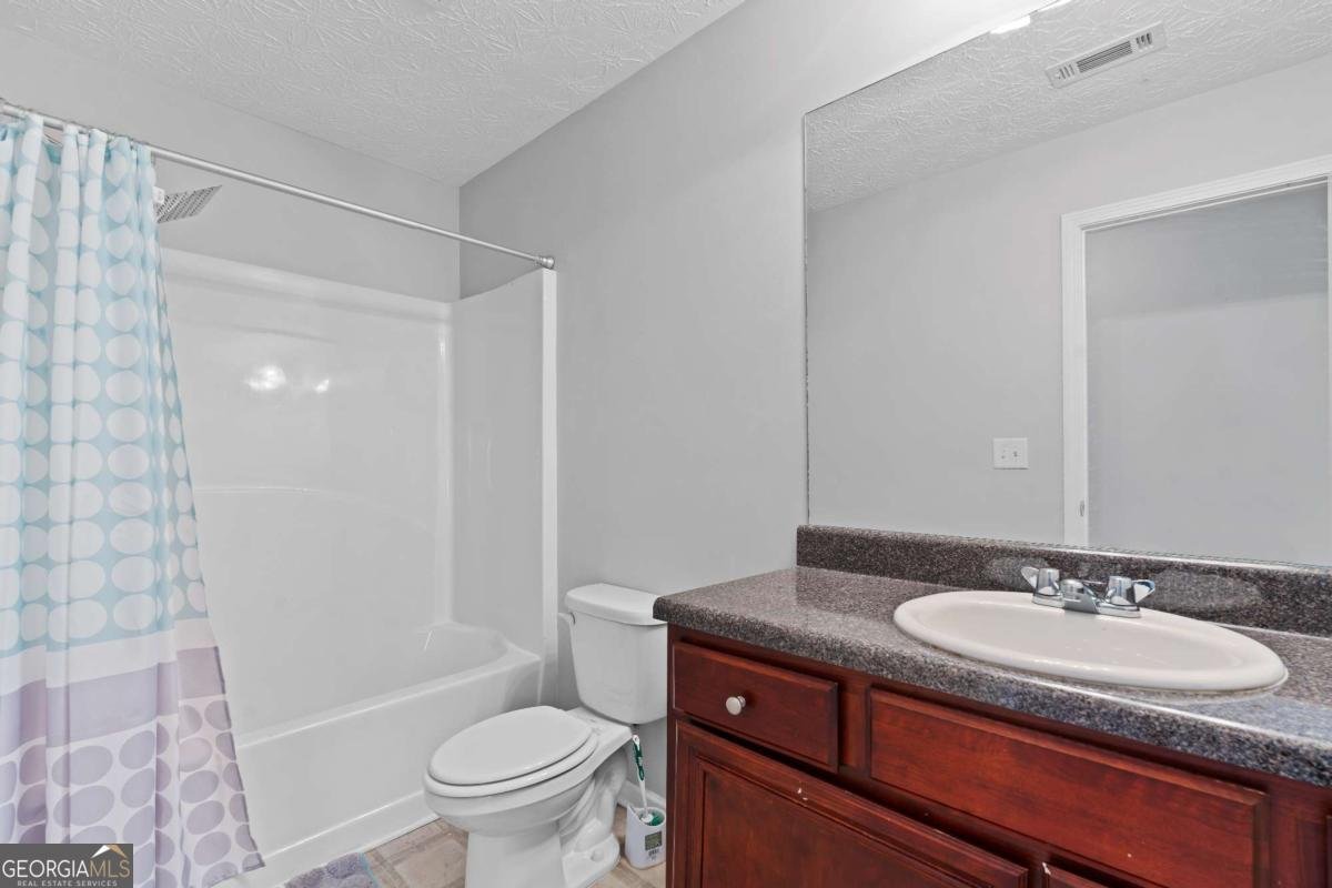 7125 Creeksong Drive Douglasville - 29