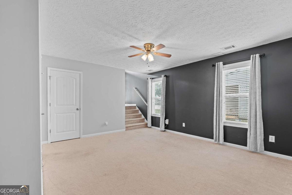 7125 Creeksong Drive Douglasville - 31
